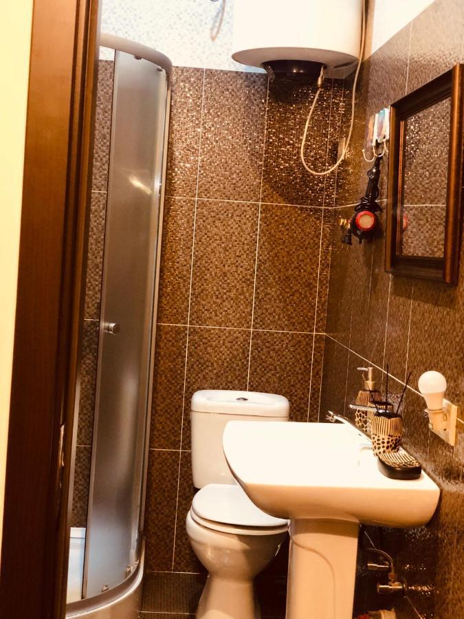 Nako Home バトゥーミ エクステリア 写真